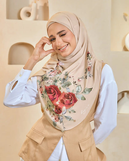 TWEELY-SO RUFFLES VEIL OF ROSARA in BISCOTTI