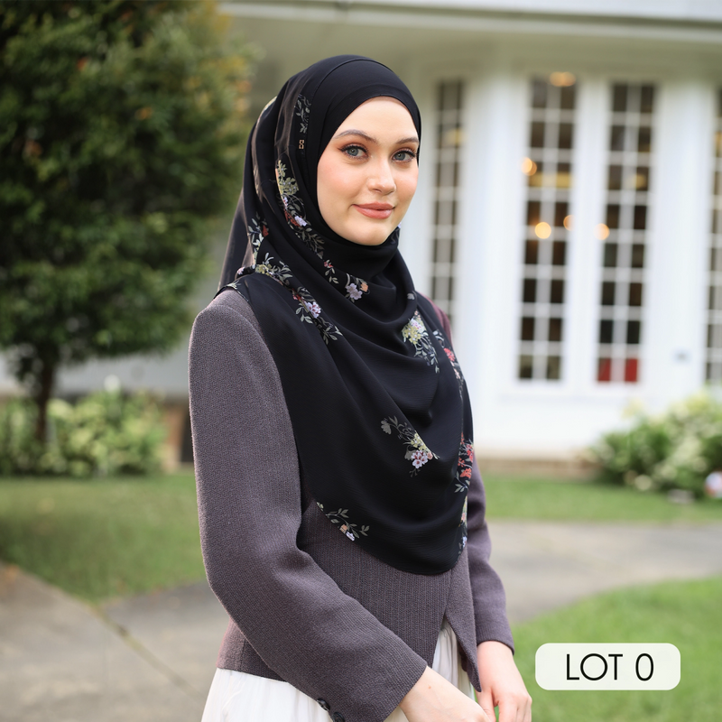 TWEELY-SO BASIC GARLAND in BLACK