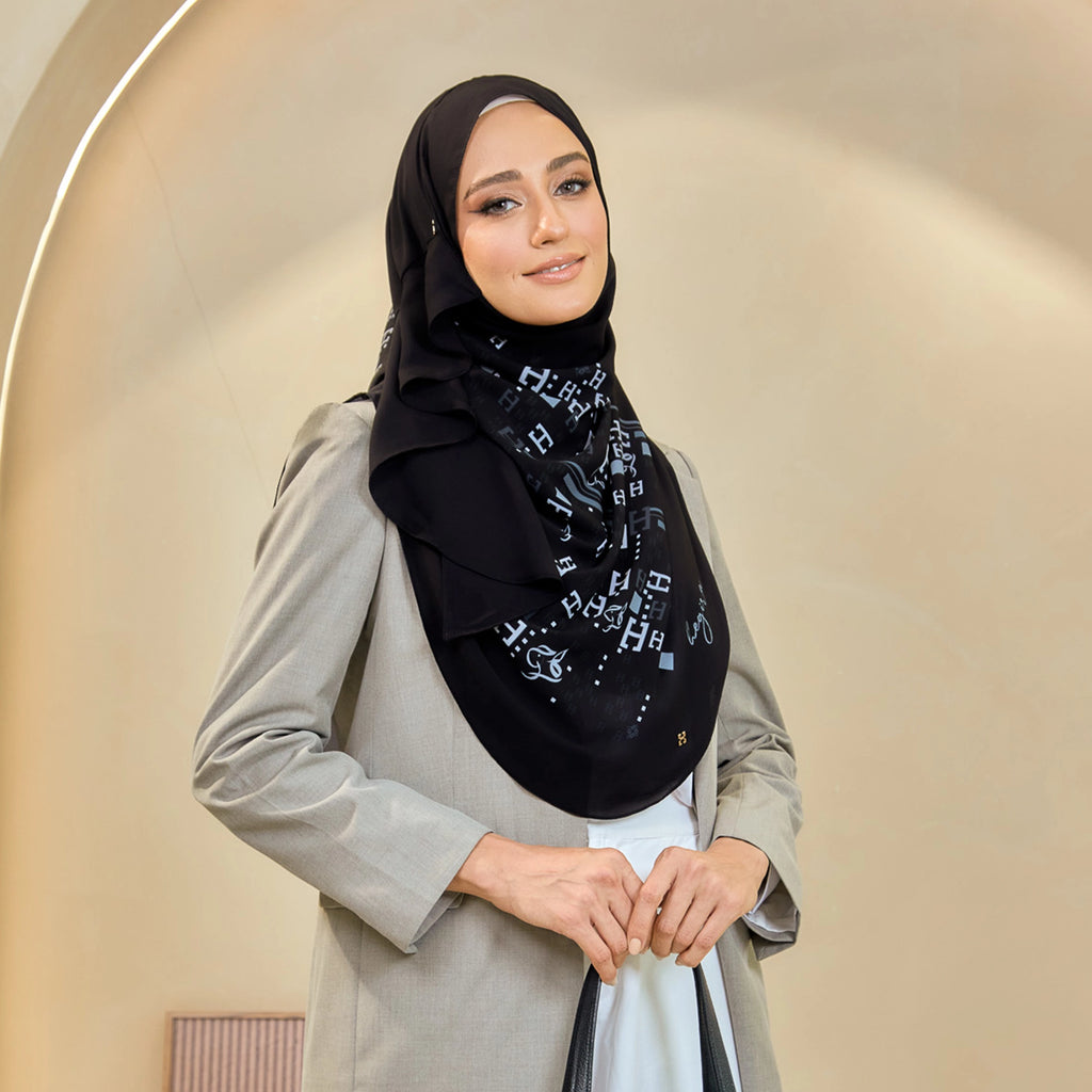 TWEELY-SO RUFFLES SIGNATURE in BLACK