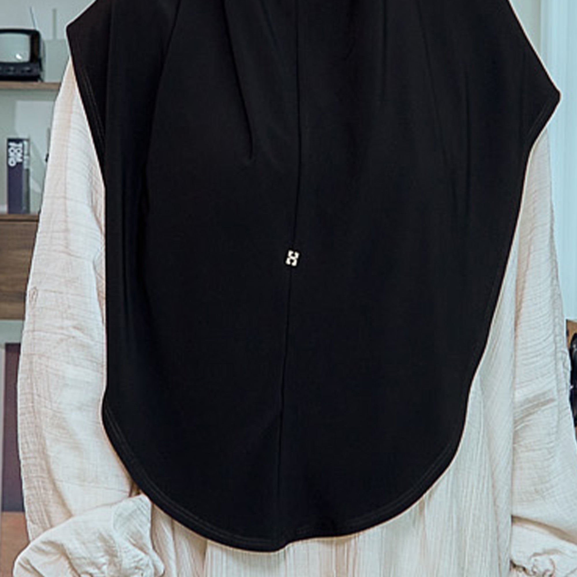 SO-MAHWISH IK in BLACK