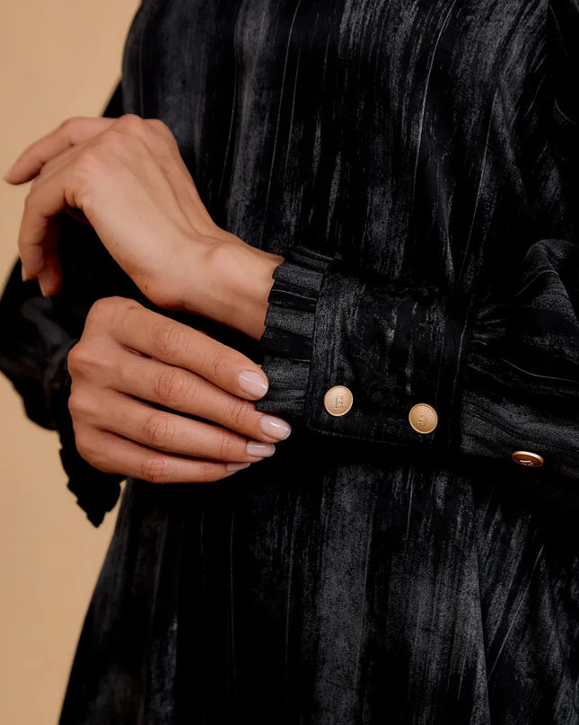 JO-MAWJEENA in BLACK