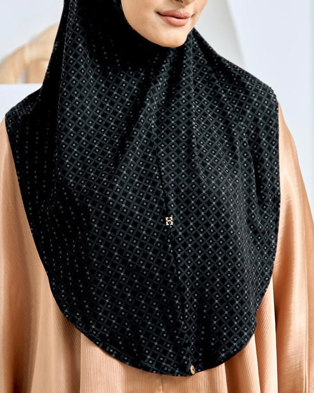 SO-ROSY MYSTICAL in BLACK