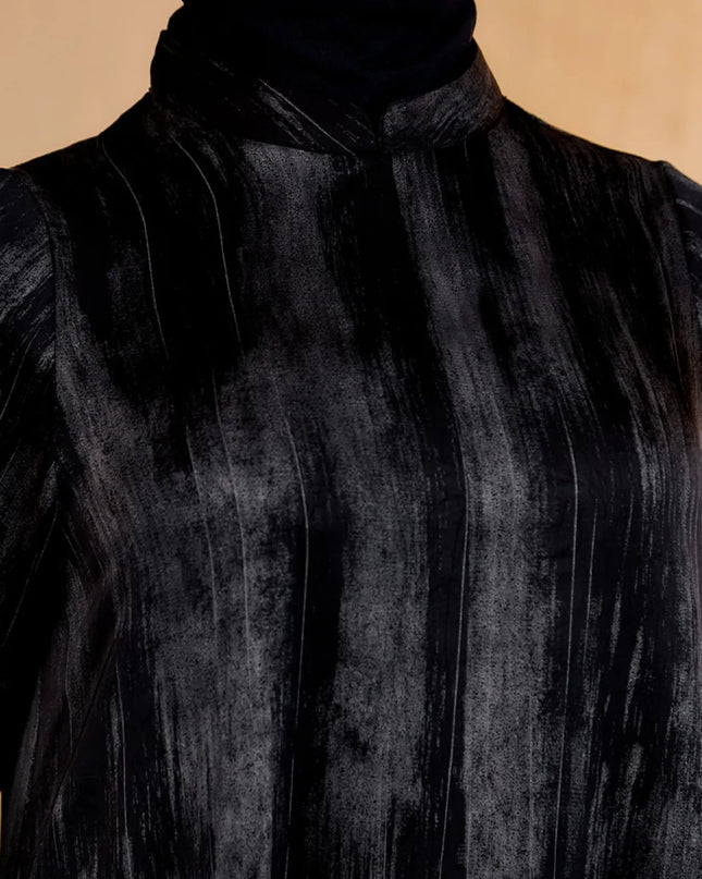 JO-MAWJEENA in BLACK