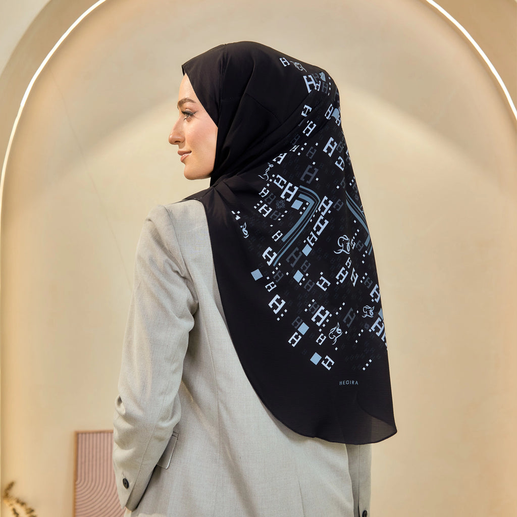 TWEELY-SO RUFFLES SIGNATURE in BLACK