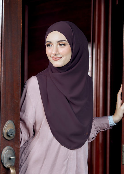SOFTLY-SO in BROWN BERRY