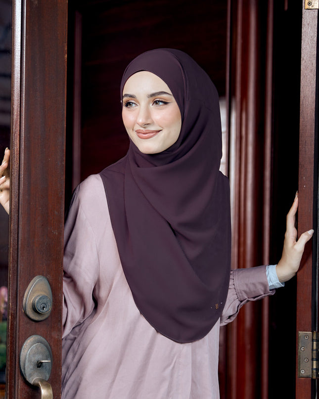 SOFTLY-SO in BROWN BERRY