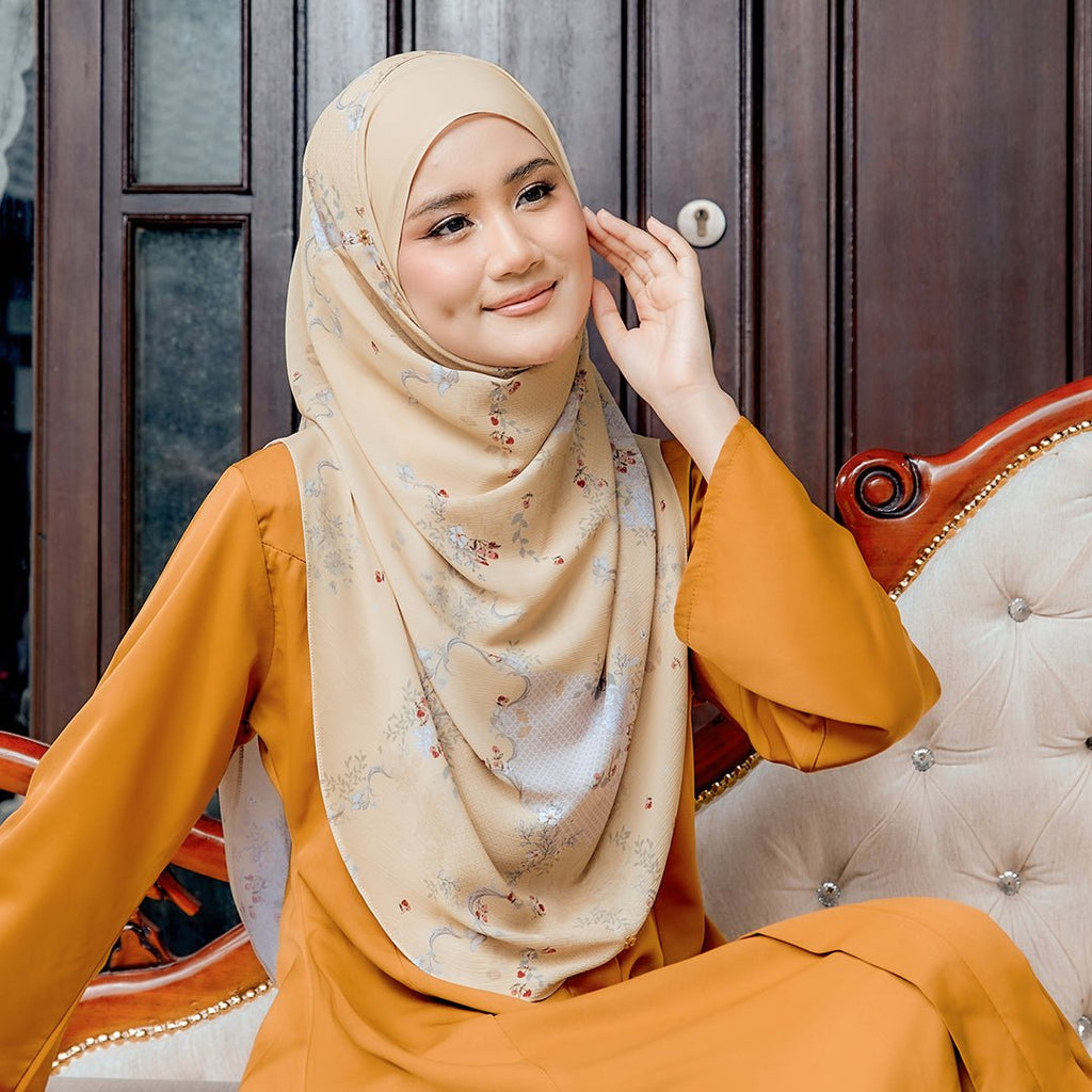 TWEELY-SO BASIC CHERRY CHIC in BISCOTTI