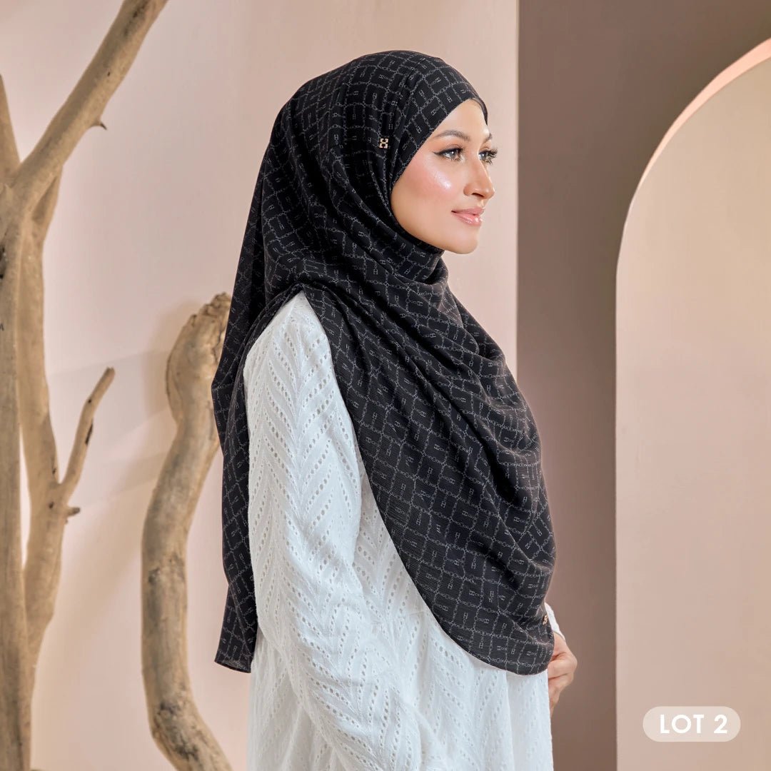 TWEELY-SO BASIC CHAINELLE in BLACK