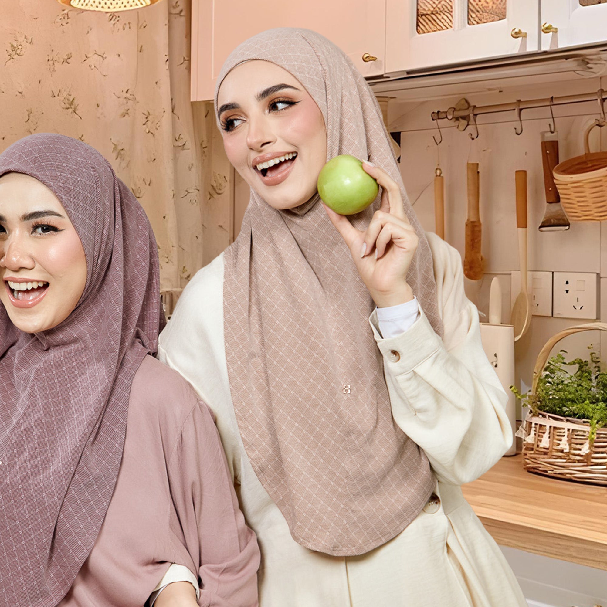 SO-LEILANI LIMITED EDITION in CARAMEL