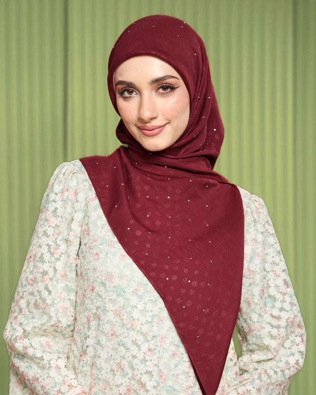 PS-INSCRIBED LUMINA in CARMINE