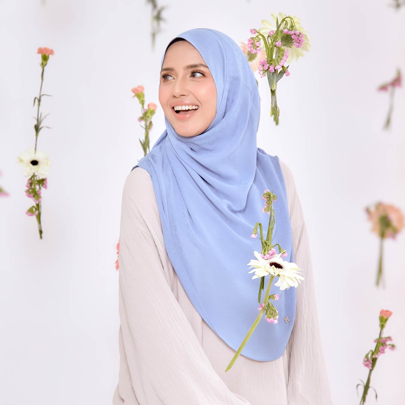 TWEELY-SO EMBOSSED in CAROLINA