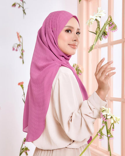 TWEELY-SO EMBOSSED in CASHMERE ROSE