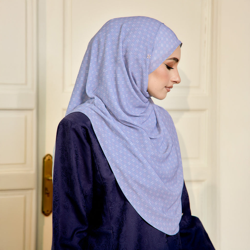 TWEELY-SO BASIC INITIALS in CELESTIAL