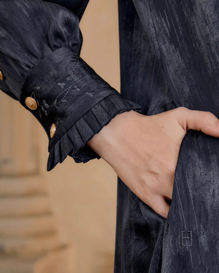 JO-MAWJEENA in CHARCOAL BLUE