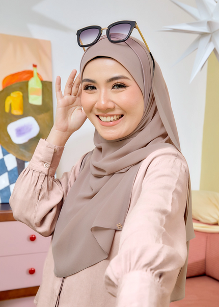 SE-BRIELLE in CHESTNUT