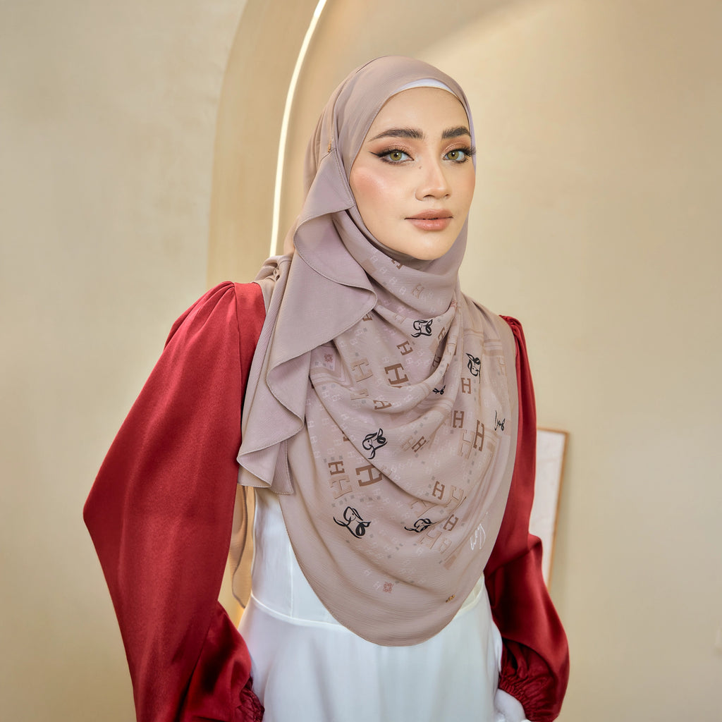 TWEELY-SO RUFFLES SIGNATURE in CHOC FRAPPE