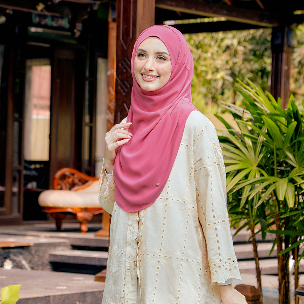 SOFTLY-SO in CONTESSA