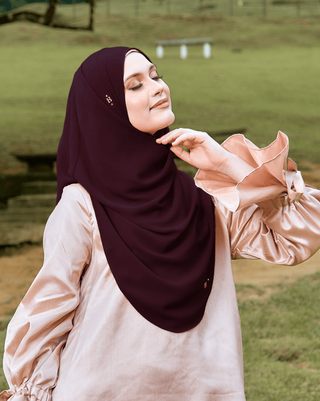 DREAMY-SO in CRANBERRY