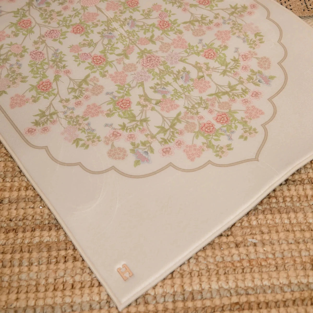 SAJDA HAYAT in CREAM