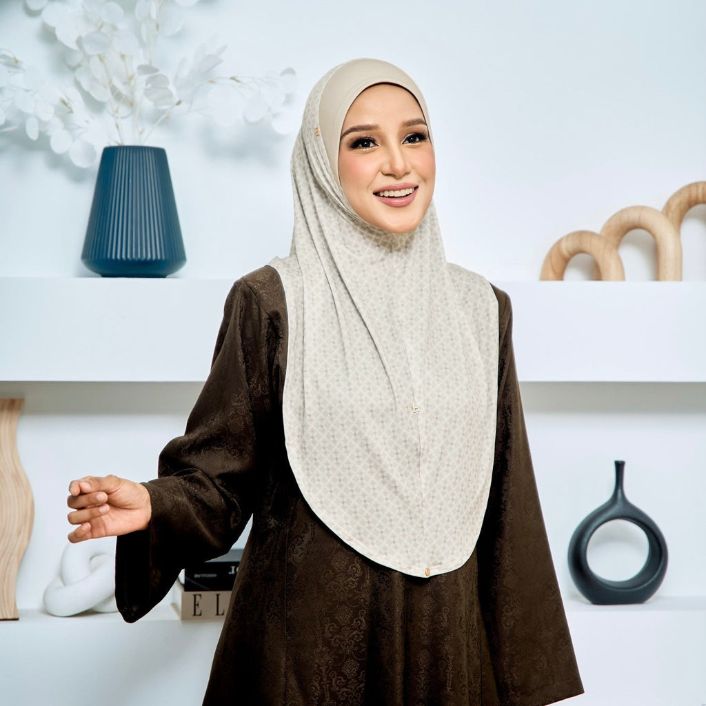 SO-ROSY MYSTICAL in VANILLA