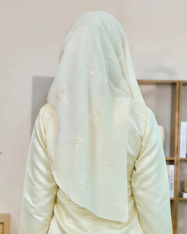 SWEETLY-SO LUXE ELARA in CREAM