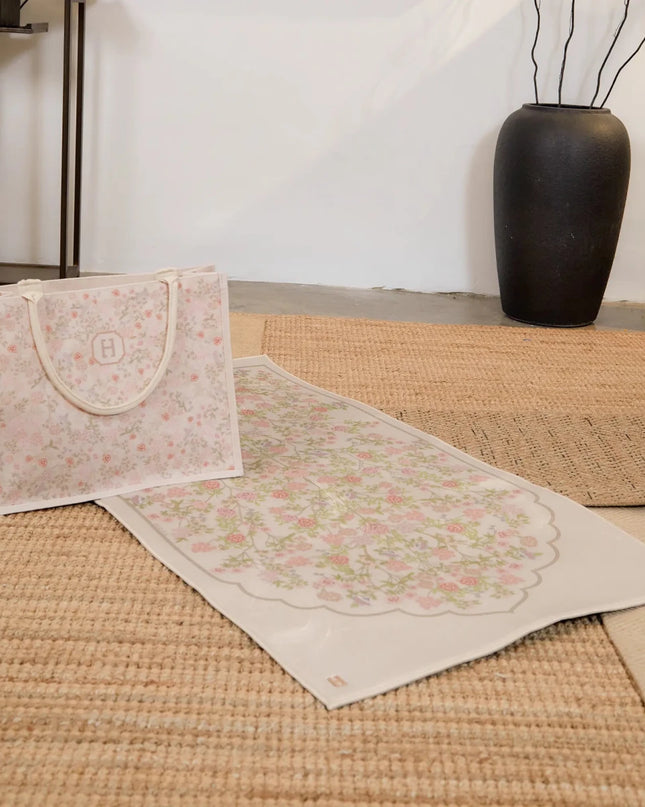 SAJDA HAYAT in CREAM