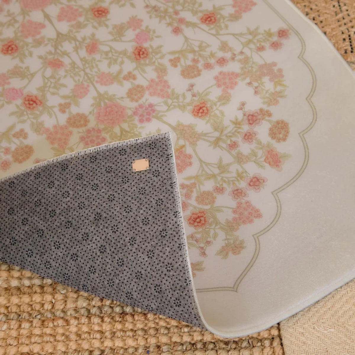 SAJDA HAYAT in CREAM