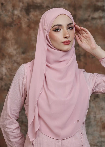 PRETTILY-SO in CANDY PINK