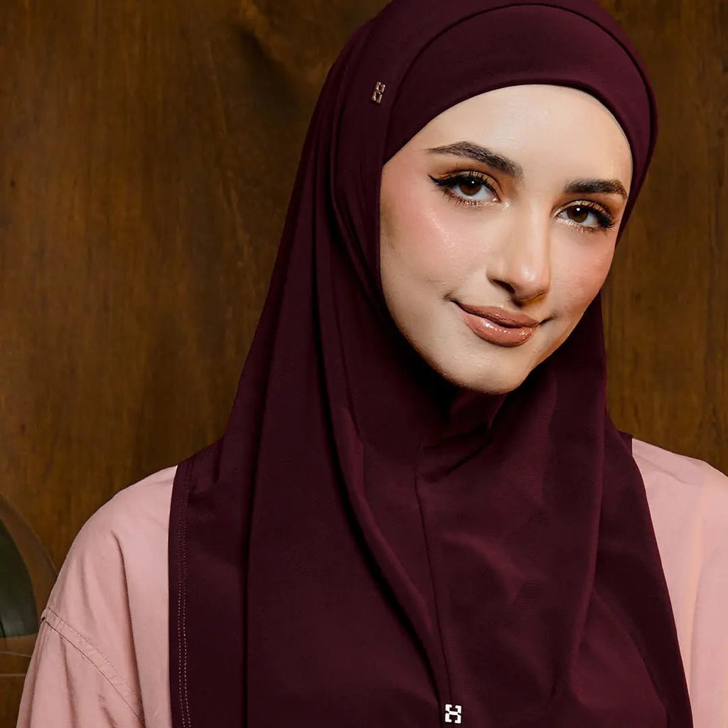 SO-TILLY TIEBACK TWC in CRANBERRY