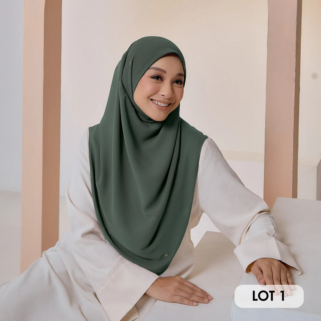 GRACEFULLY-SO PLAIN in DARK MOSS