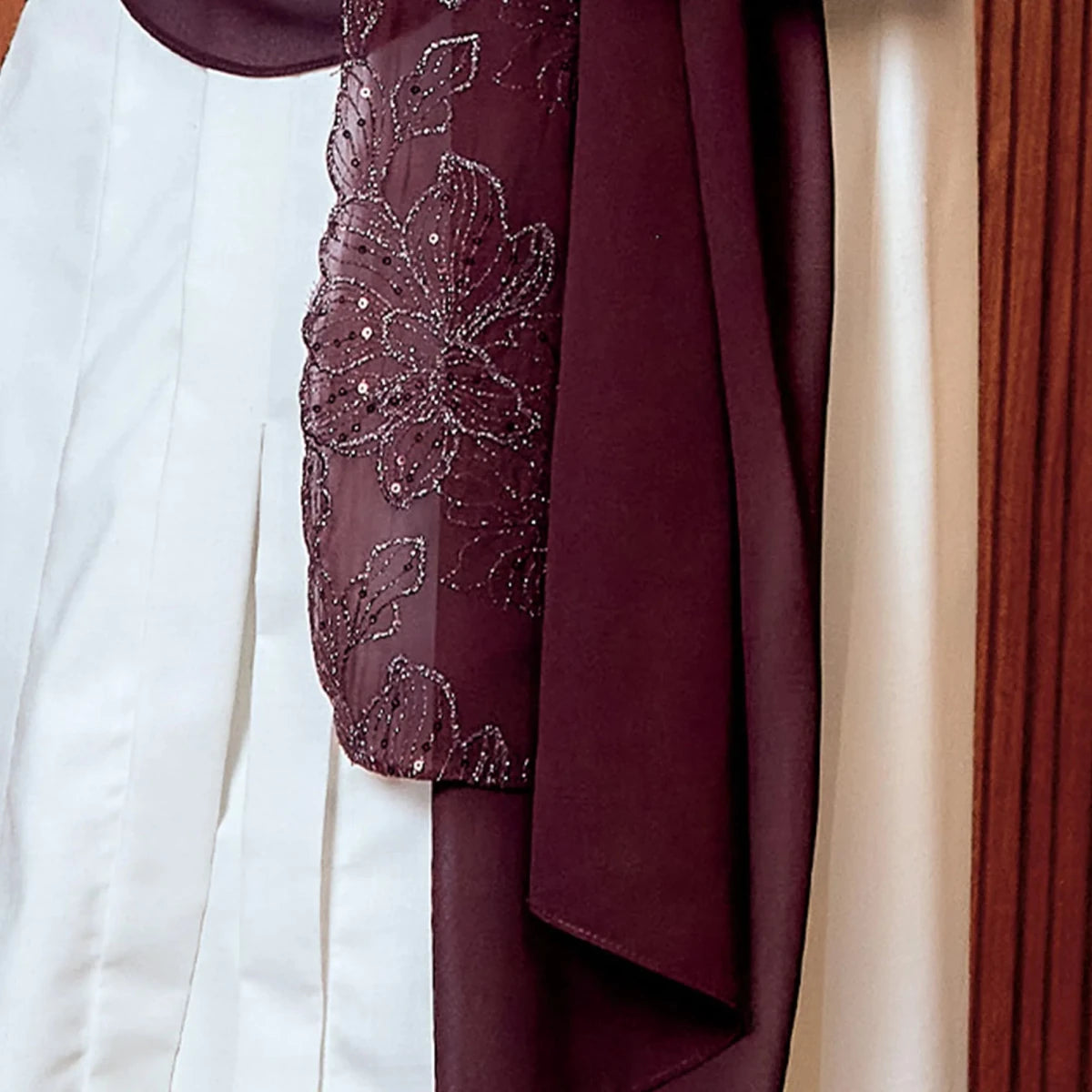 PS-CHLOE in DARK PLUM