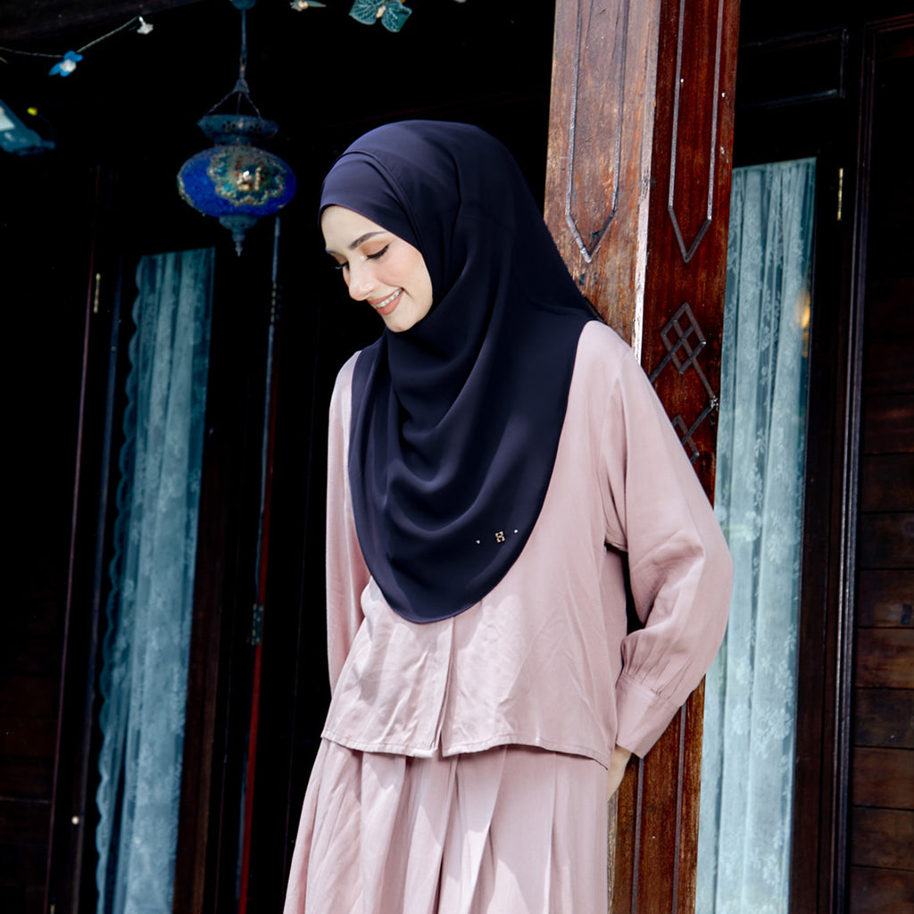 SOFTLY-SO in DEEP NAVY