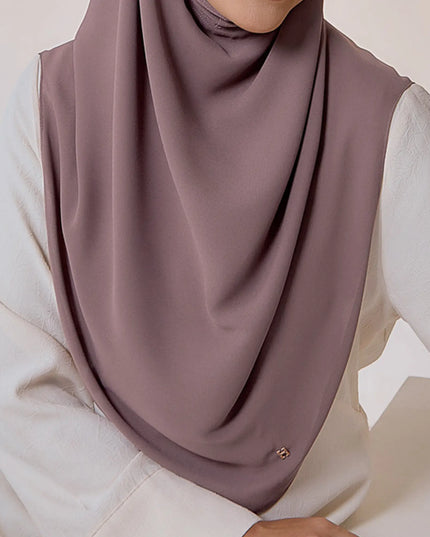 GRACEFULLY-SO PLAIN in DUSTY MAUVE