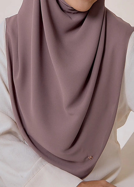 GRACEFULLY-SO PLAIN in DUSTY MAUVE
