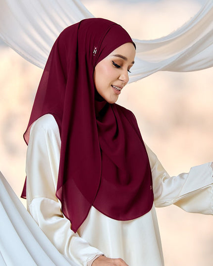 PRETTILY-SO in DEEP DAHLIA