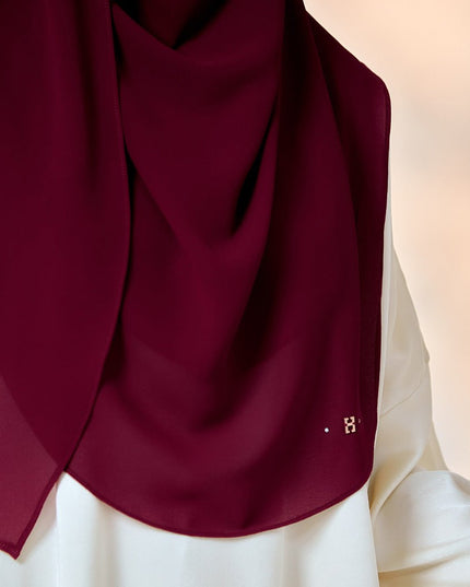 PRETTILY-SO in DEEP DAHLIA