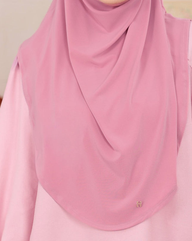 SO-ALEXIS in FLUTTER PINK