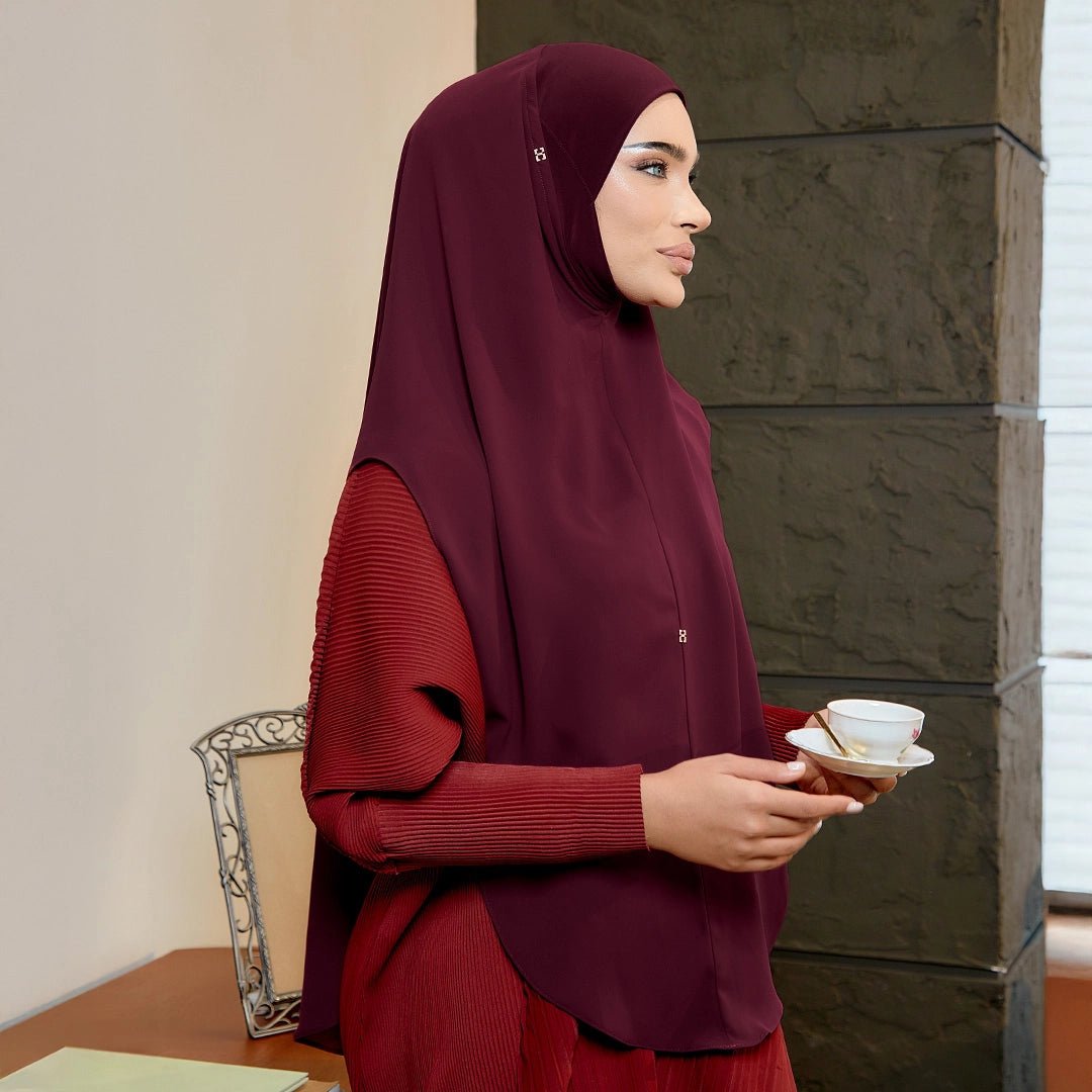 NOORLY-SO in GARNET