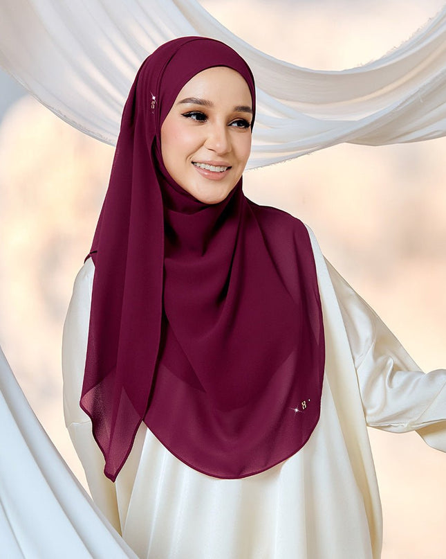 PRETTILY-SO in GRANITA