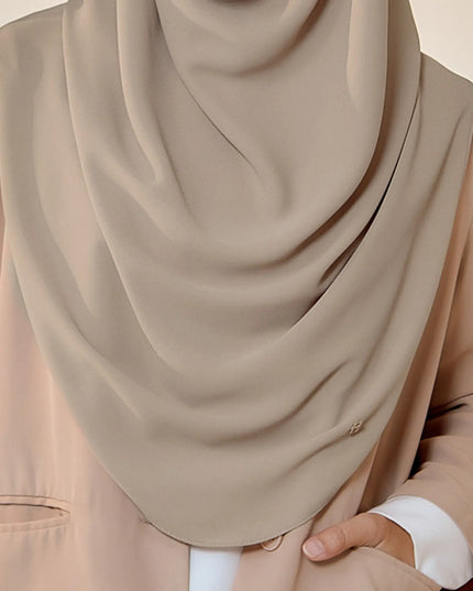 GRACEFULLY-SO PLAIN in HARVEST