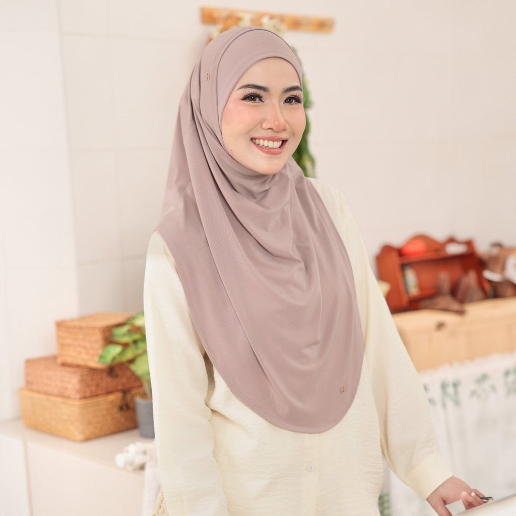 SO-ALEXIS in HAZY PINK