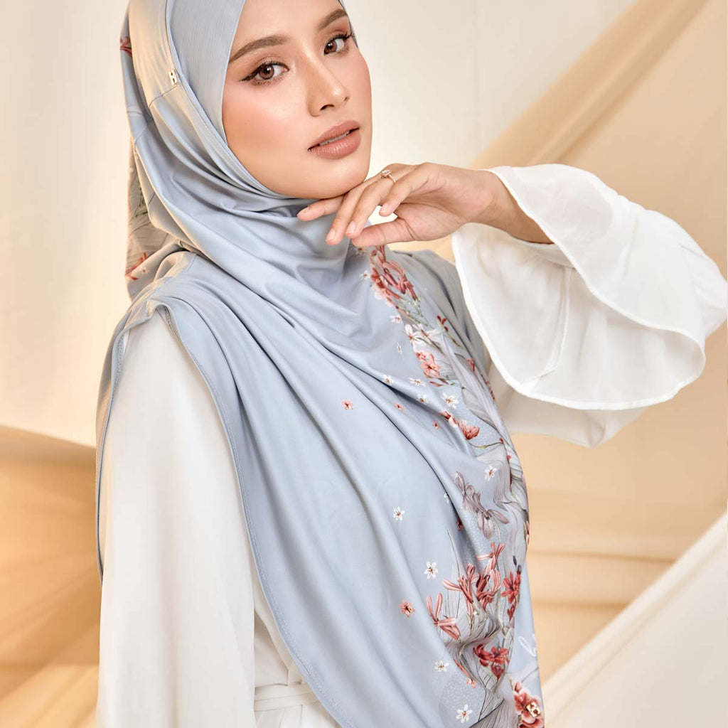 SO-AMORA FOLIAGE FANTASY in BASHFUL