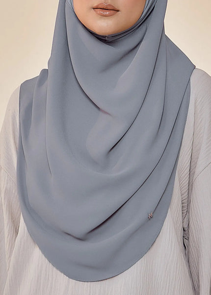 GRACEFULLY-SO PLAIN in HOPE GRAY