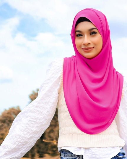 CUTELY-SO in HOT PINK