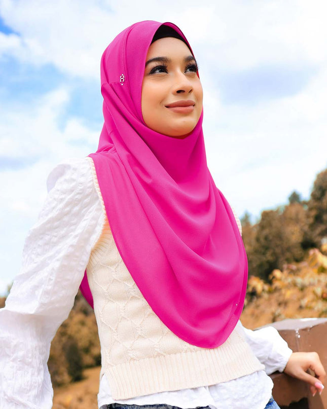 CUTELY-SO in HOT PINK