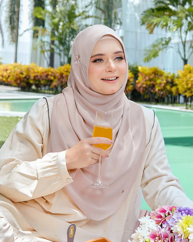 NICELY-SO 2.0 in SANDY ROSE