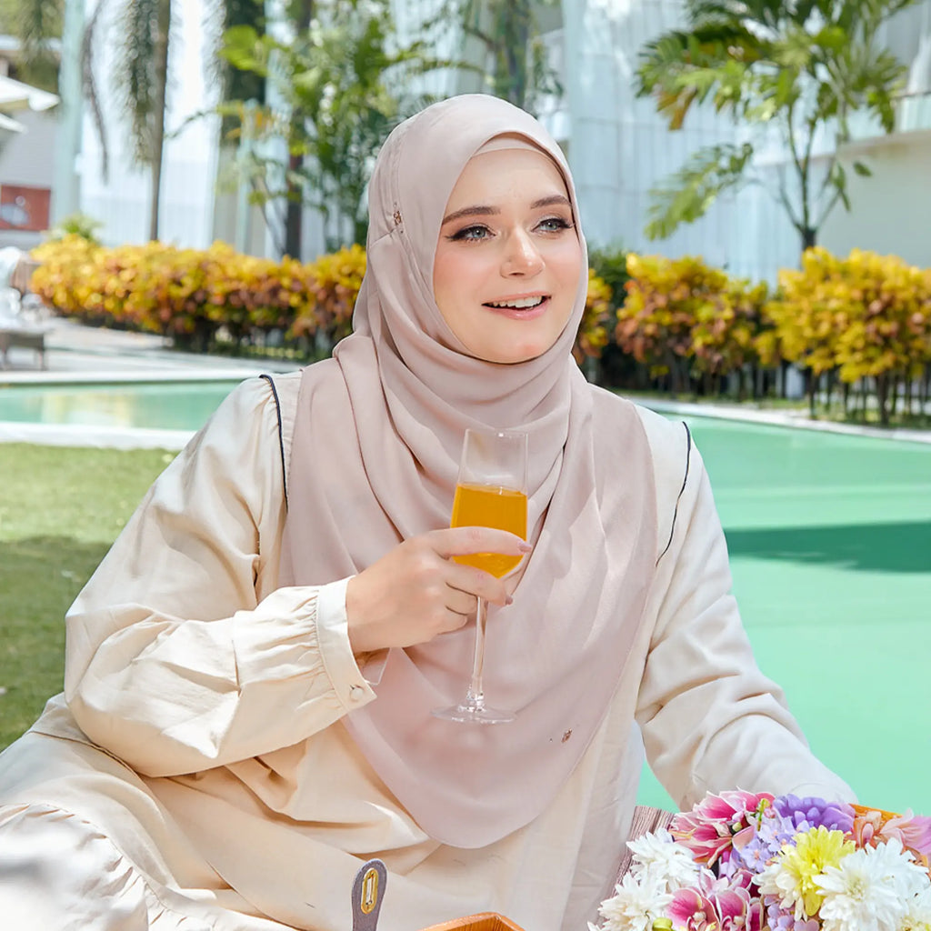 NICELY-SO 2.0 in SANDY ROSE