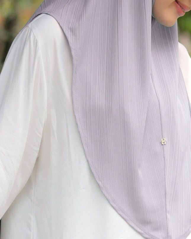 SO-HELENA in ICE GRAY