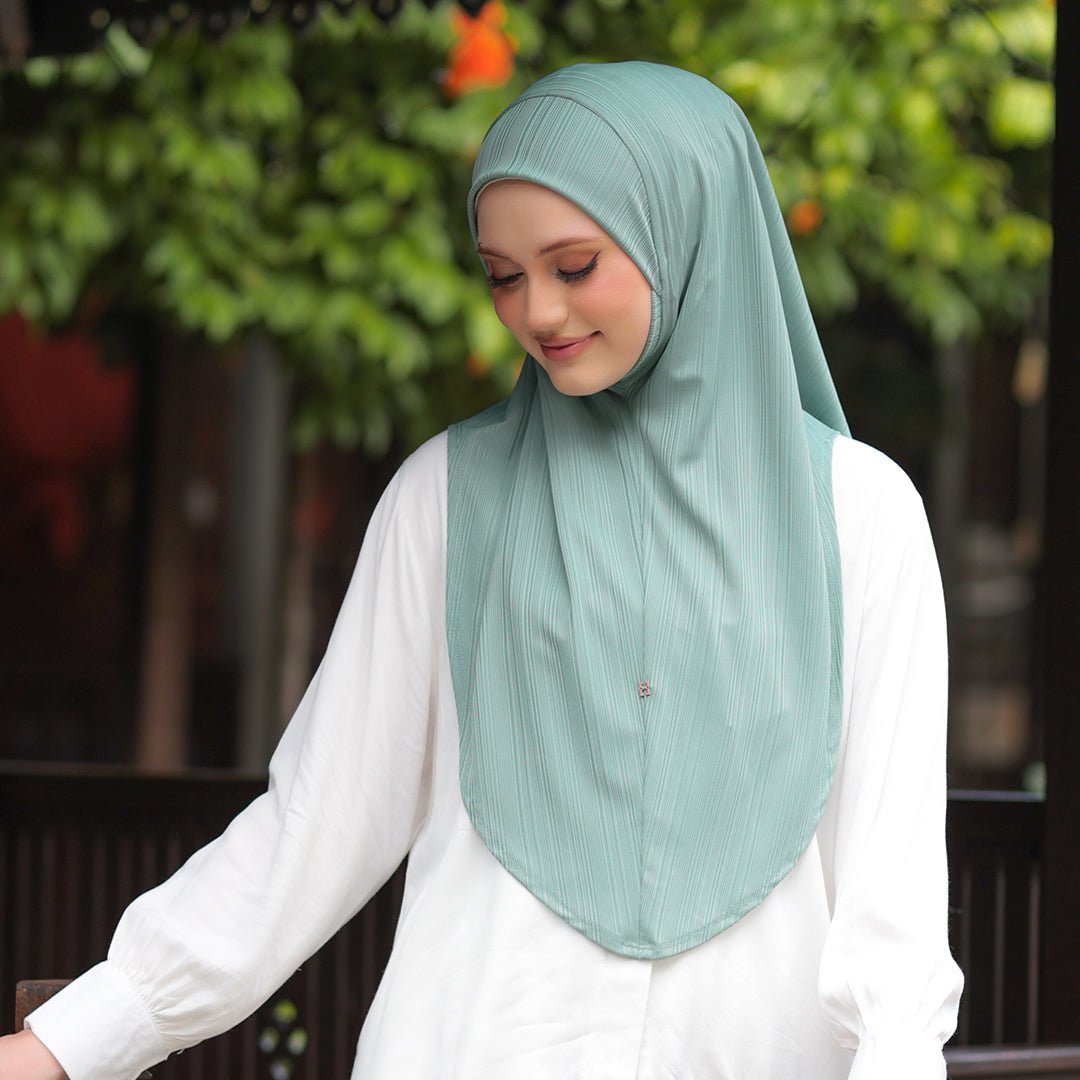 SO-HELENA in JADE