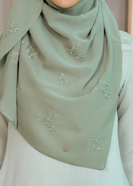 SWEETLY-SO LUXE ELARA in LIGHT OLIVE
